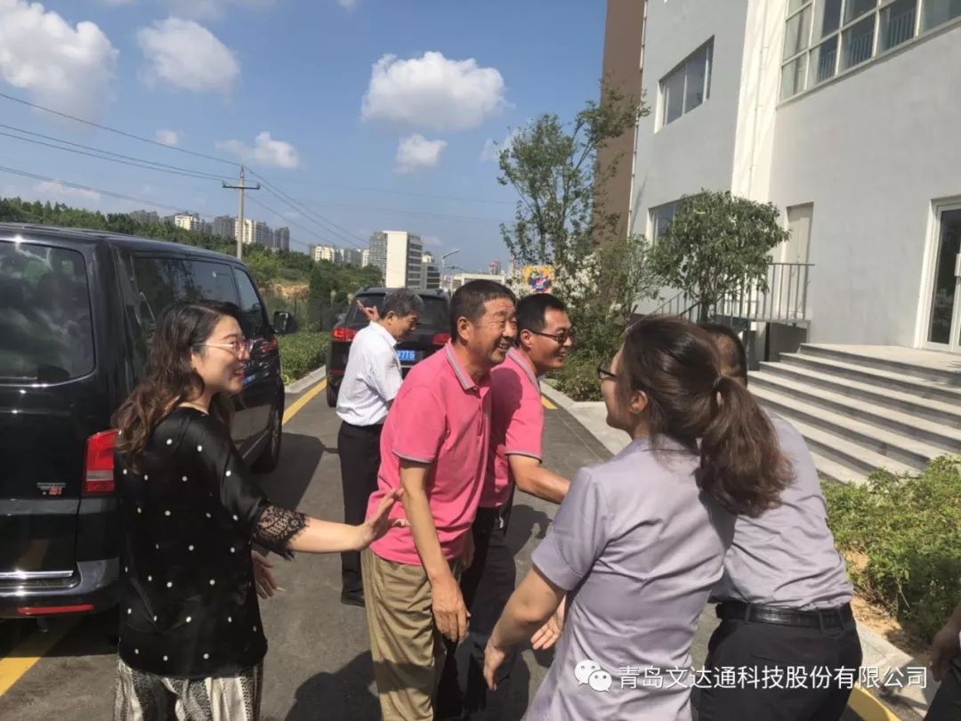 炎炎夏日送清涼，絲絲關(guān)懷沁人心——集團領導慰問文達通及其子公司一線員工