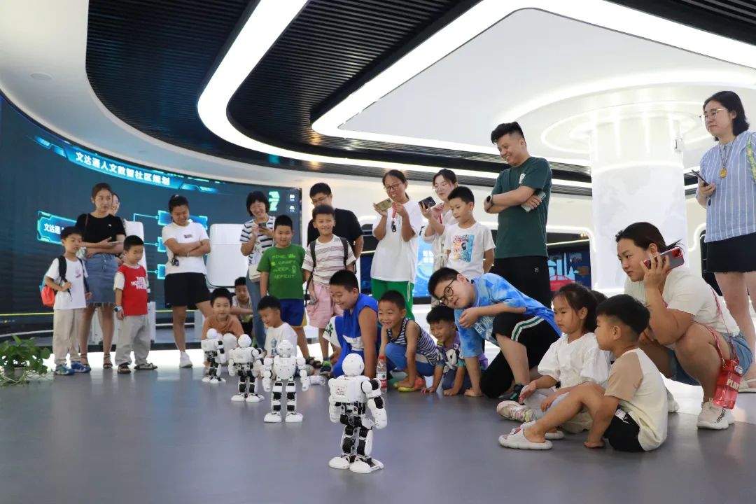 知無央，愛無疆丨科普研學(xué)，走進文達通股份數(shù)字城市展館